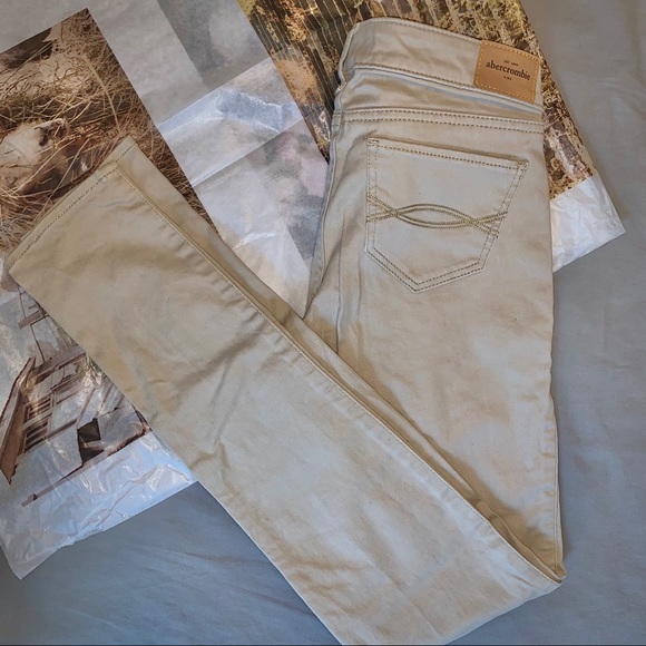 Abercrombie & Fitch girls pants - Picture 3 of 4